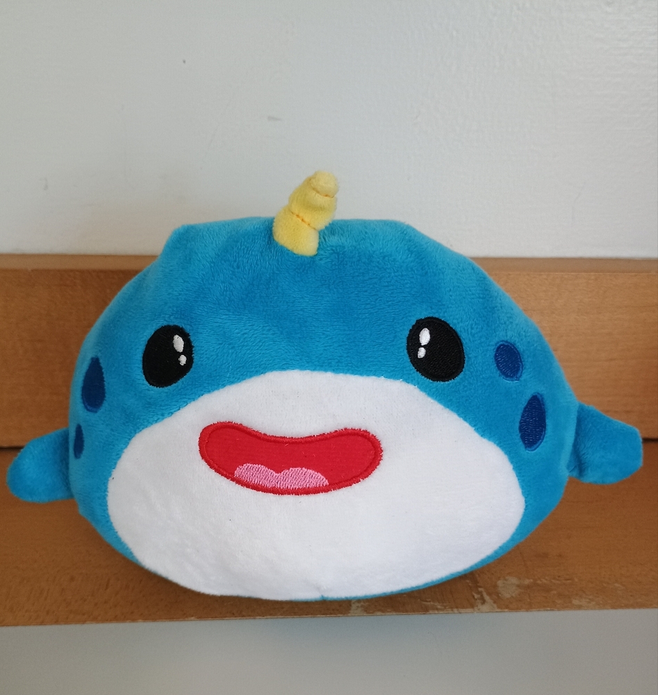 Fiesta Toys Cutie Beans Gumball 7” Plush Narwhal - Picture 2 of 14